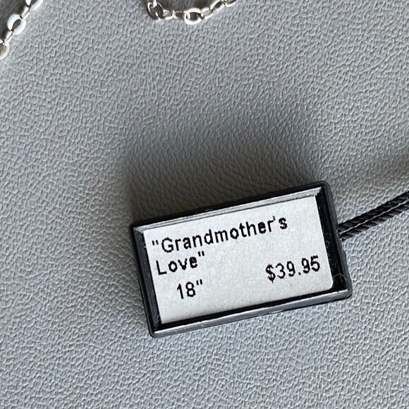 FAC Grandma Heart Silver Tone 18" Necklace NWT - Picture 6 of 7